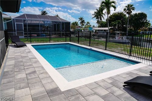 4842 Triton Ct W, Cape Coral, FL, 33904-9452 | Card Image
