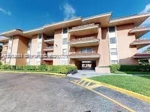 b2009-17600 Nw 68th Ave, Hialeah, FL, 33015-4091 | Card Image