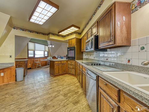 7033 Todd Rd, Ida, MI, 48140-9747 | Card Image