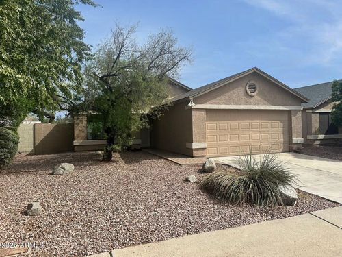 22221 N 31st Dr, Phoenix, AZ, 85027-1610 | Card Image