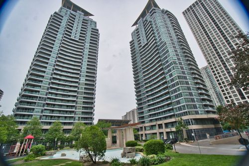 2705-1 Elm Dr W, Mississauga, ON, L5B4M1 | Card Image