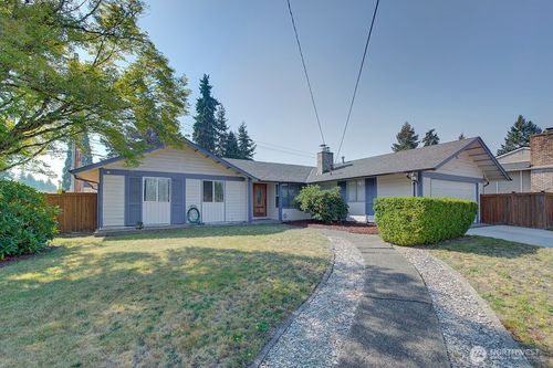 12157 Se 68th Pl, Bellevue, WA, 98006-4418 | Card Image