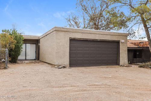 828-828 E Junction St, Apache Junction, AZ, 85119-1527 | Card Image
