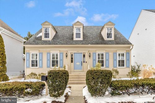 2478 5 Shillings Rd, FREDERICK, MD, 21701-9326 | Card Image