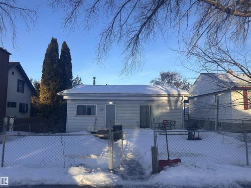 5128 52 St, Barrhead, AB, T7N1E9 | Card Image