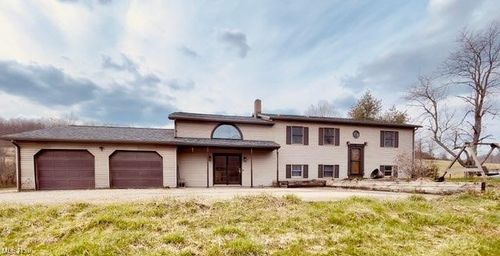 50715 Seneca Lake Rd, Sarahsville, OH, 43779-9795 | Card Image