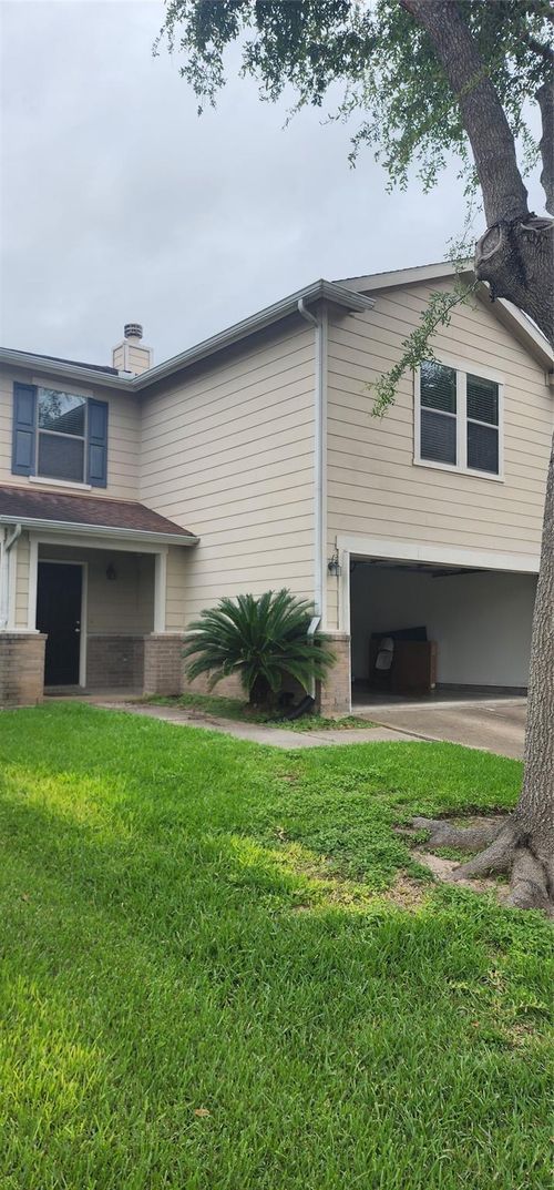 13230 Skyview Green Dr, Houston, TX, 77047-8110 | Card Image