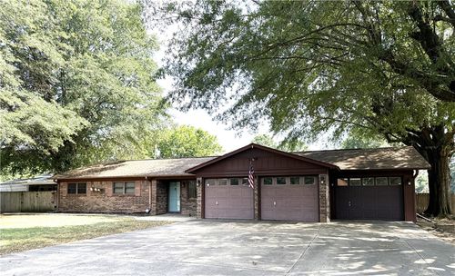 1400 E G St, Russellville, AR, 72801-4416 | Card Image