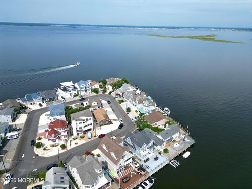 285 Monterey Cir, Lavallette, NJ, 08735-1618 | Card Image