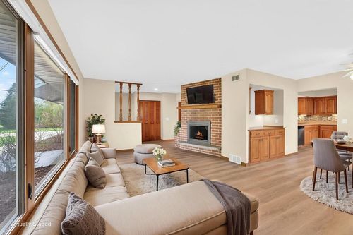 17225 Penbrook Drive, Brookfield, WI, 53045 | Card Image