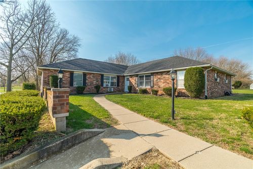 8397 Bennett Dr, Piqua, OH, 45356-8363 | Card Image