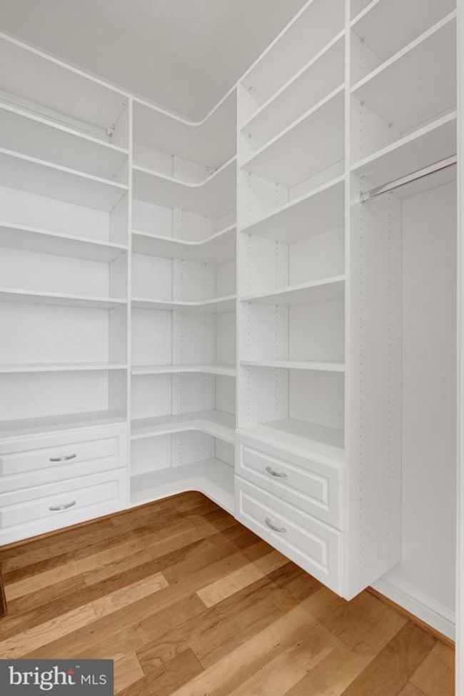 UNIT-907 - 11990 Market St, Condo with 3 bedrooms, 2 bathrooms and null parking in RESTON VA | Image 37