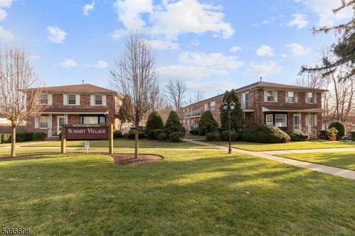 apt-24-800 Old Springfield Ave, Summit, NJ, 07901-1129 | Card Image
