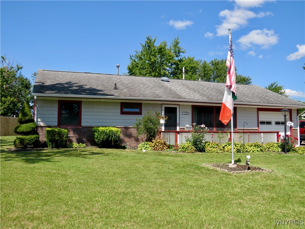 LA Salle Ave, Grand Island, NY 14072