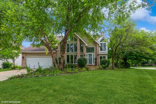 954 Black Walnut Dr, Sugar Grove, IL, 60554-9254 | Card Image