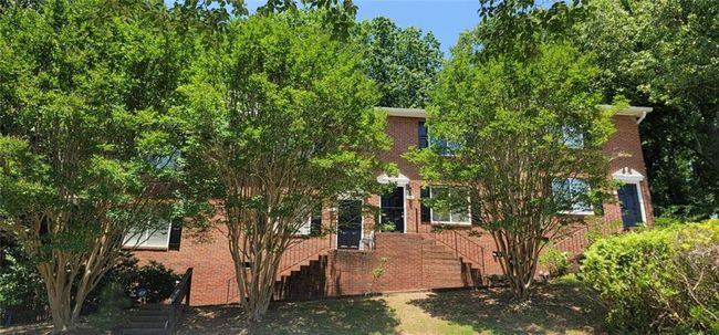 3284 Highpoint Ct, Home with 2 bedrooms, 2 bathrooms and 9 parking in Snellville GA | Image 4