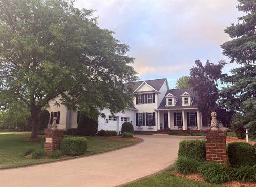 N7864 Edgewater Court, Sherwood, WI, 54169 | Card Image