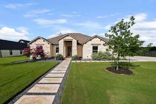 104 Huerta Rd, Florence, TX, 76527-4846 | Card Image