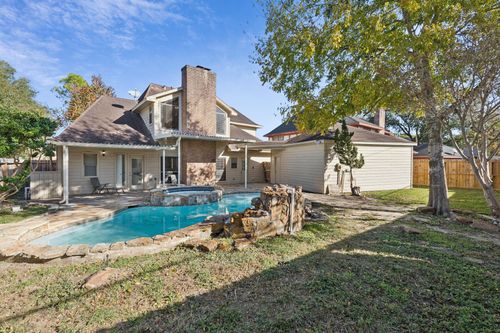 14819 Walbrook Dr, Sugar Land, TX, 77498-1019 | Card Image