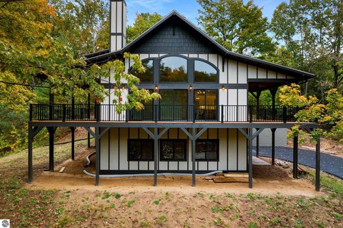 4099 S Sugar Loaf Mountain Road, Cedar, MI, 49621 | Card Image