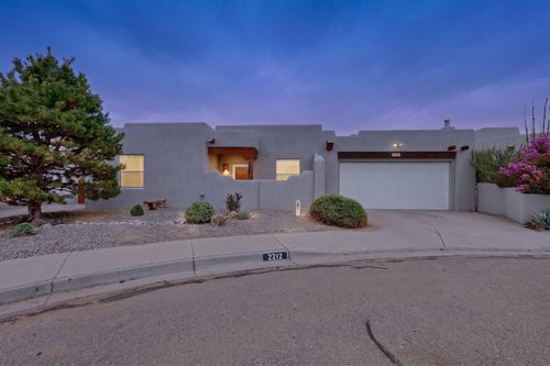 2212 Calle De Silverio Sw, Los Lunas, NM, 87031-8449 | Card Image