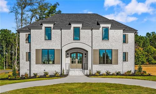 6806 Brennan Way, Oak Ridge, NC, 27310-9917 | Card Image