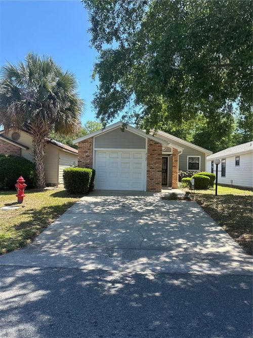 2127 Ne 40th Ave, OCALA, FL, 34470-3176 | Card Image