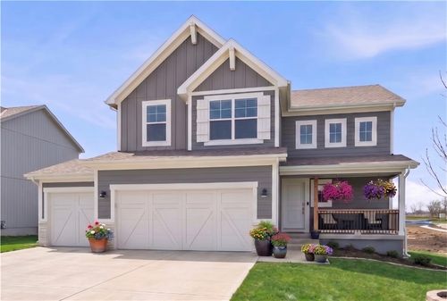 3522 Se Corbin Dr, Lee's Summit, MO, 64082 | Card Image