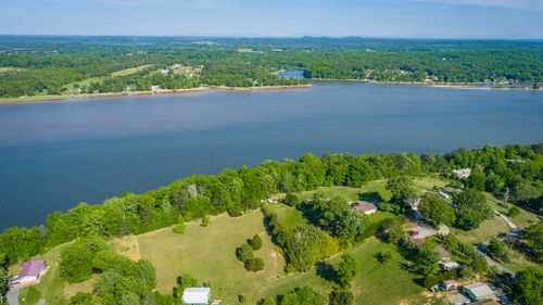 16612 N Star Cir, Bakewell, TN, 37373-7756 | Card Image