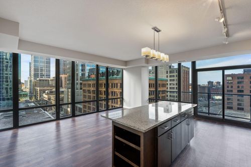 apt-2008-465 Nicollet Mall, Minneapolis, MN, 55401-2793 | Card Image