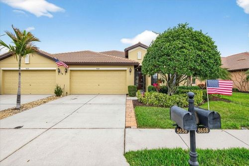 5658 Sunset Falls Dr, APOLLO BEACH, FL, 33572-3111 | Card Image