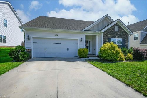 6725 Barton Creek Dr, Whitsett, NC, 27377-9281 | Card Image