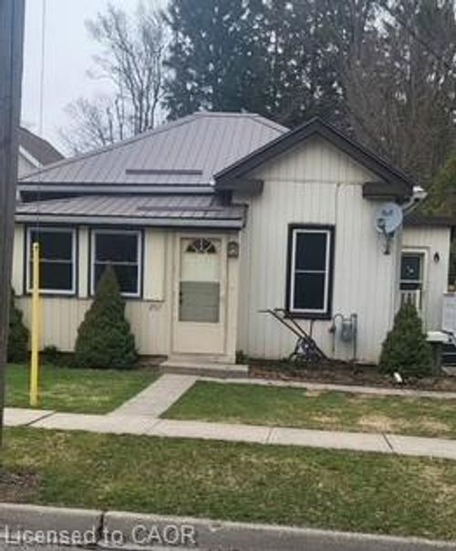 257 Union St, Simcoe, ON, N3Y2B4 | Card Image