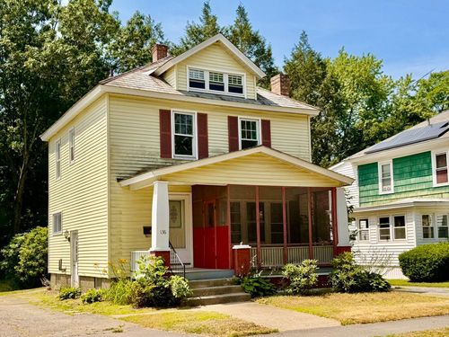 136 Oak Grove Ave, Brattleboro, VT, 05301-6644 | Card Image