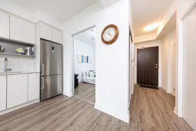 405 - 630 Greenwood Ave, Condo with 2 bedrooms, 2 bathrooms and 1 parking in Toronto ON | Image 2