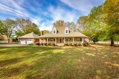 8 Shady Grove Cv, Ward, AR, 72176-9391 | Card Image