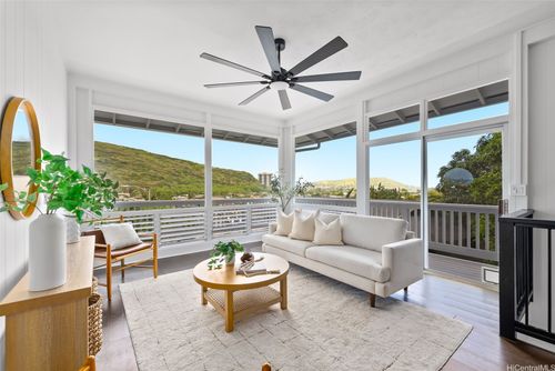 6003 Elelupe Pl, Honolulu, HI, 96821-2206 | Card Image
