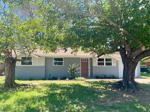 4916 Tracy Dr, Haltom City, TX, 76117-1251 | Card Image