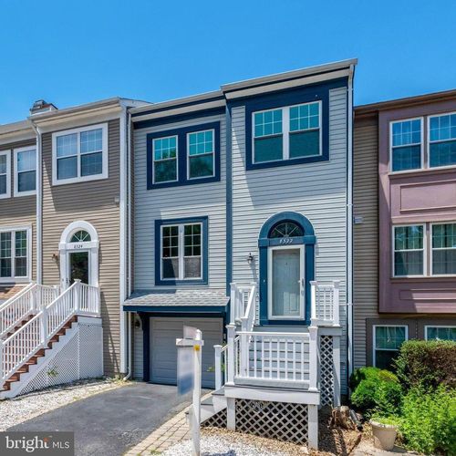 8322 Linden Oaks Ct, LORTON, VA, 22079-3055 | Card Image