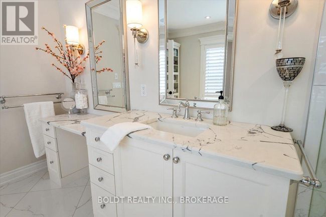 1107 Balfour St, House other with 6 bedrooms, 4 bathrooms and 6 parking in Fenwick ON | Image 24