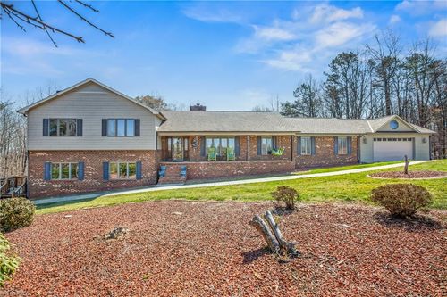 3605 Nc 268, Siloam, NC, 27047-9240 | Card Image