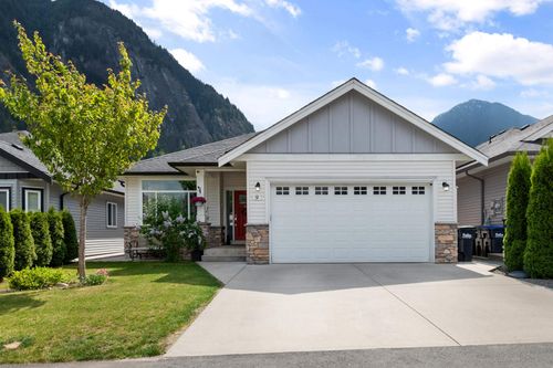 9-20118 Beacon Rd, Hope, BC, V0X1L2 | Card Image