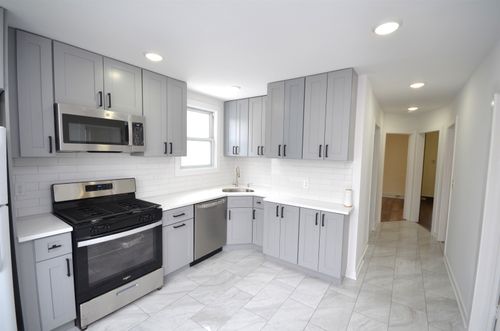 2-413 Davis Ave, Harrison, NJ, 07029-1509 | Card Image