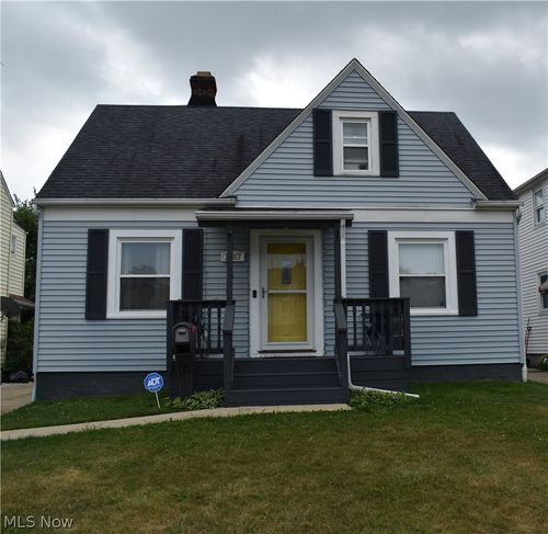 11817 Brighton Ave, Cleveland, OH, 44111-4639 | Card Image