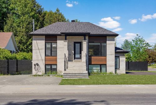 8360 Rue St-Jacques, Mirabel, QC, J7N1Z2 | Card Image