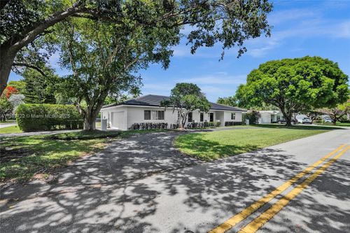 7941 Sw 143rd St, Palmetto Bay, FL, 33158-1574 | Card Image