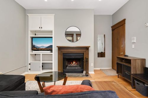 apt-4-635 Grand Ave, SAINT PAUL, MN, 55105-3411 | Card Image