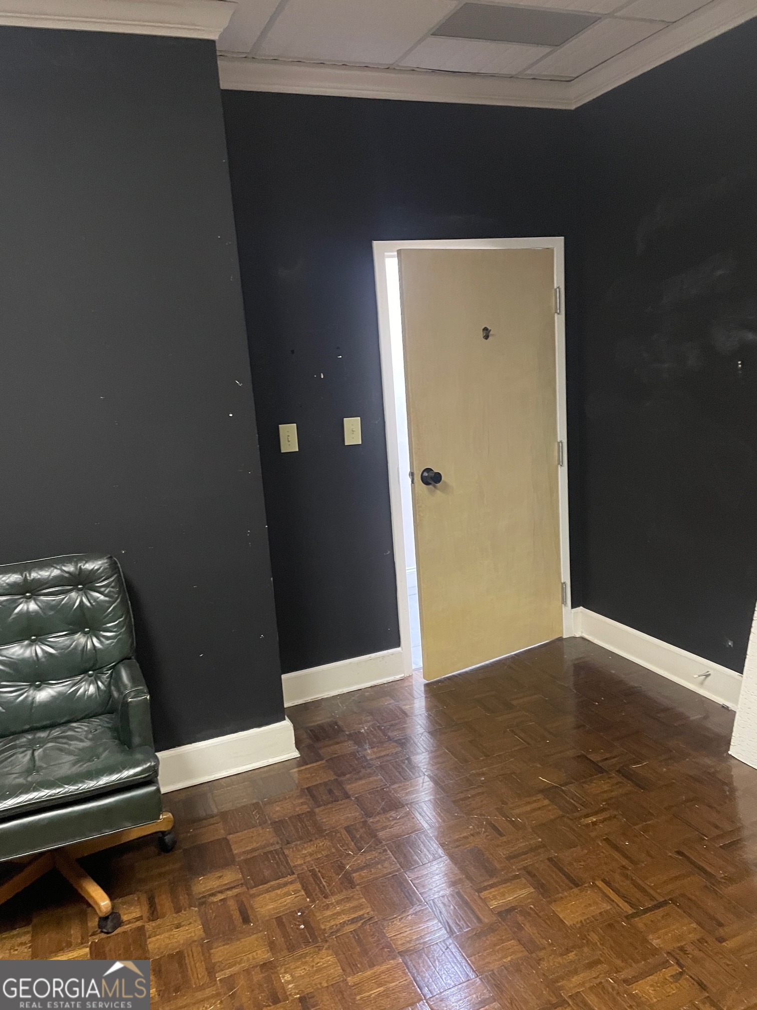 Commercial Lease in Riverdale 2