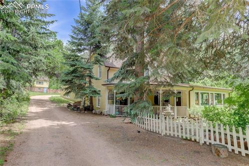5975 Wellington Rd, Cascade, CO, 80809-1025 | Card Image