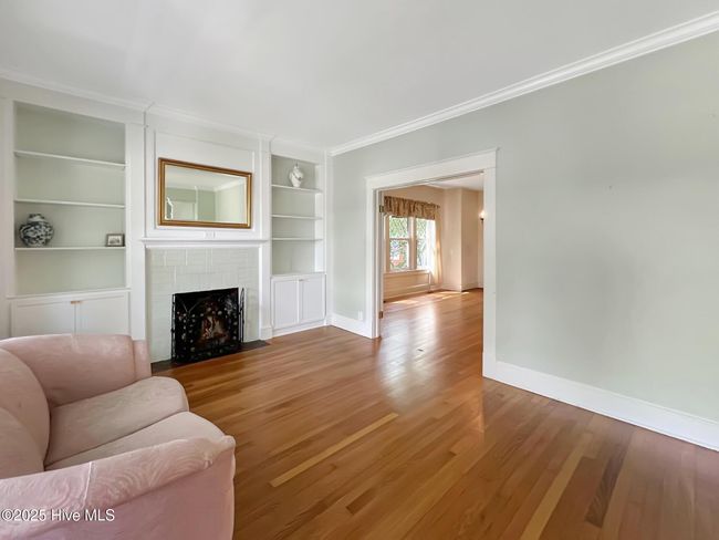 Lovely built-ins and fireplace | Image 6